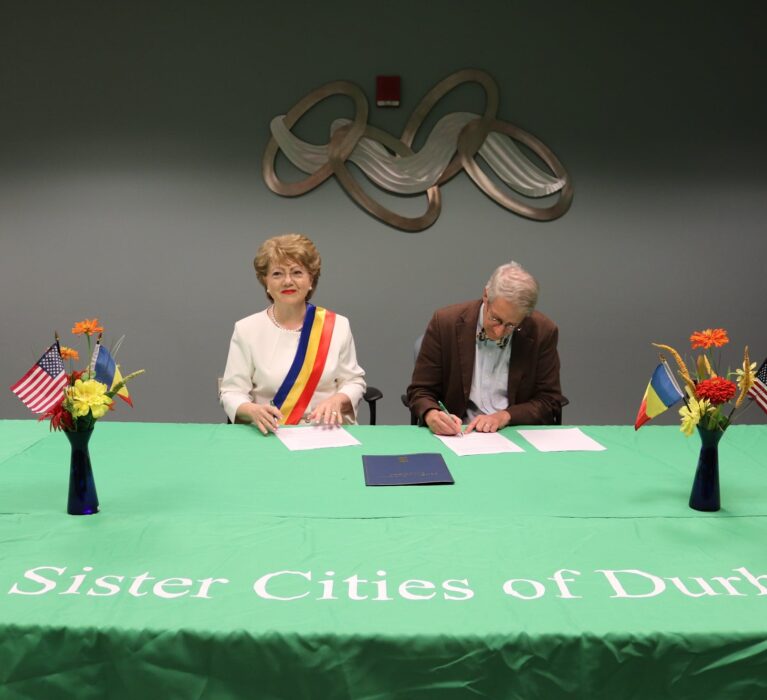Sibiul s-a înfrățit oficial cu orașul Durham din Statele Unite
