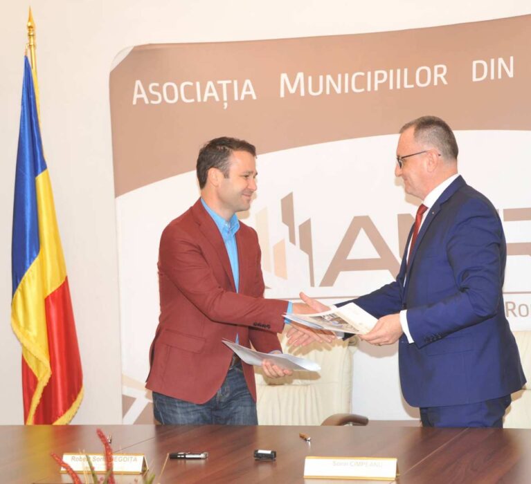 Protocol AMR-Consiliul National al Rectorilor