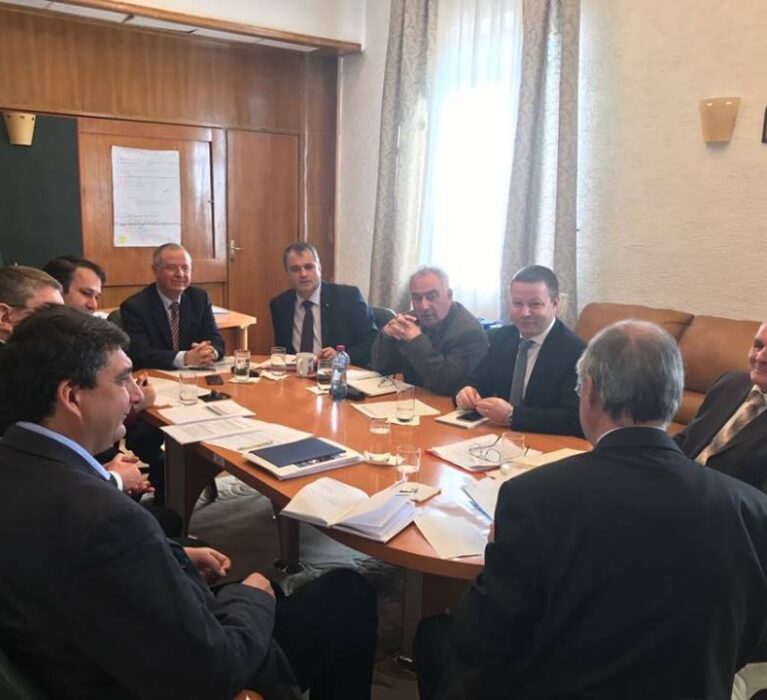 Intalnirea conducerii Asociaţiei  Municipiilor din România cu domnul Pavel Năstase,  Ministrul Educaţiei Naționale