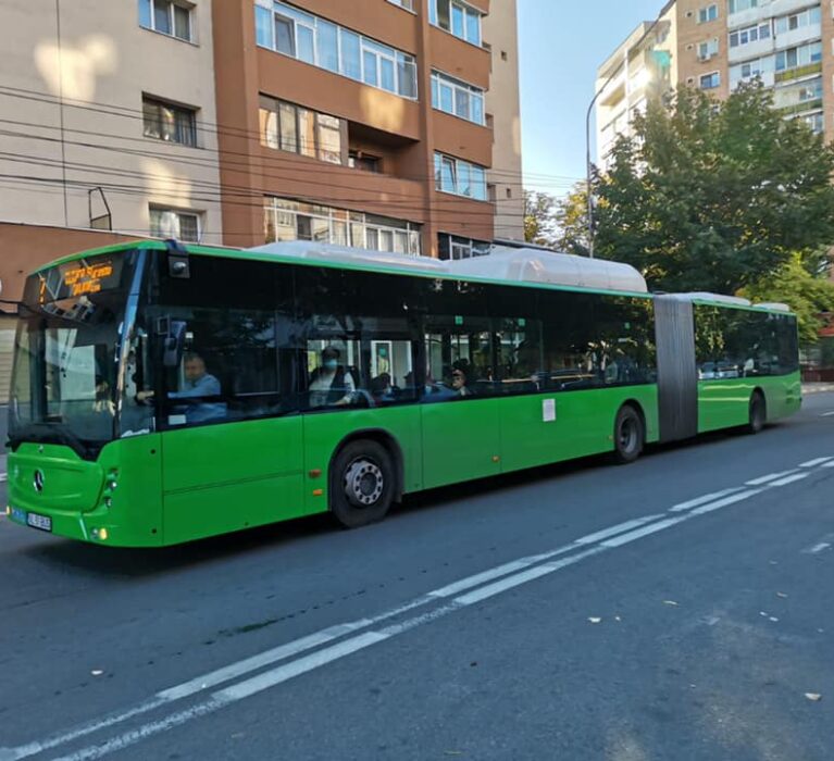 Ziua fără maşină la Râmnicu Vâlcea: miercuri – transport gratuit pe autobuzele  ETA