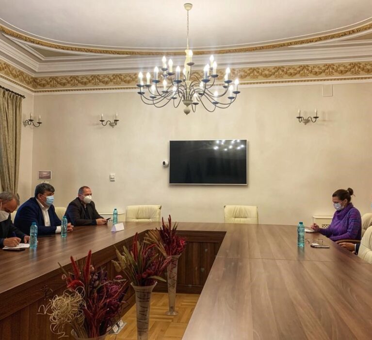 Întâlnire între Asociația Municipiilor din România, Asociația Comunelor din România și Congresul Autorităților locale din Moldova