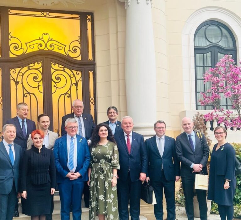 Întâlnire la sediul AMR între reprezentanții structurilor asociative din România și Nicolas Schmit, Comisarul European pentru Locuri de Muncă și Drepturi Sociale