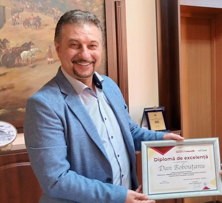 Domnul Dan Bobouțanu, desemnat „Primarul anului 2021” în județul Hunedoara