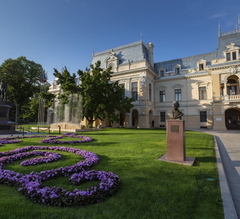 Municipiul Iaşi a intrat în Rețeaua UNESCO de orașe creative. Orașul a fost inclus la categoria literatură