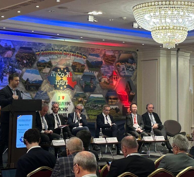 Asociația Municipiilor din România a fost prezentă la Conferința internațională a organizațiilor prietene – Ediția I – Autonomia locală – temelia statului